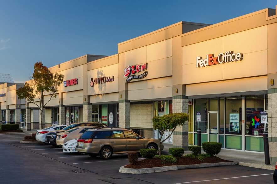 6901 S 19th St, Tacoma, WA for lease - Building Photo - Image 2 of 7