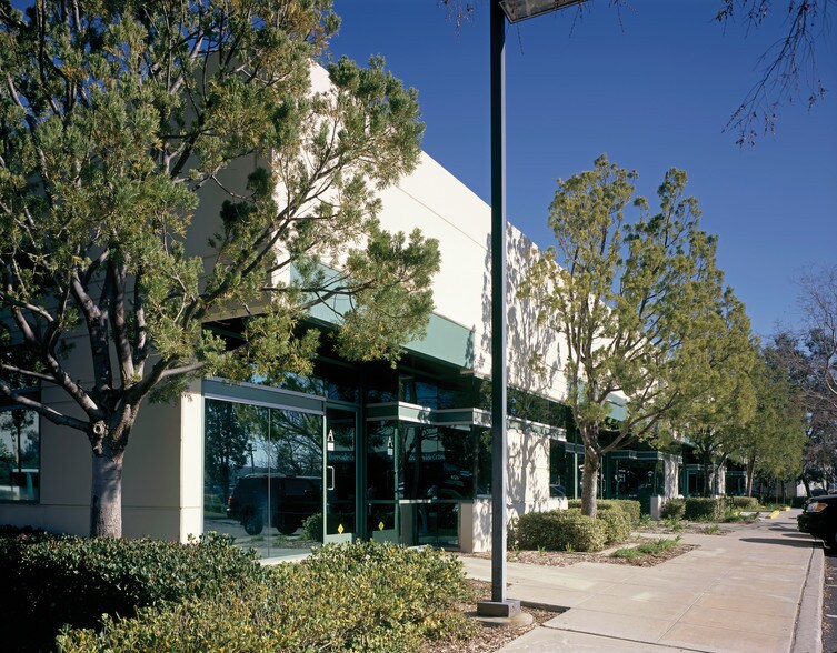 40935 County Center Dr, Temecula, CA à vendre - Photo du bâtiment - Image 3 de 7