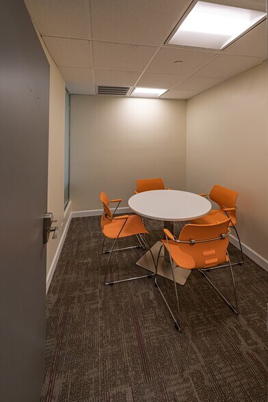 820 Second Ave, New York, NY à louer - Photo intérieure - Image 2 de 22