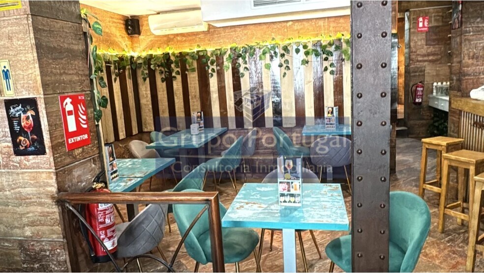 Retail in Madrid, Madrid for lease - Interior Photo - Image 1 of 4