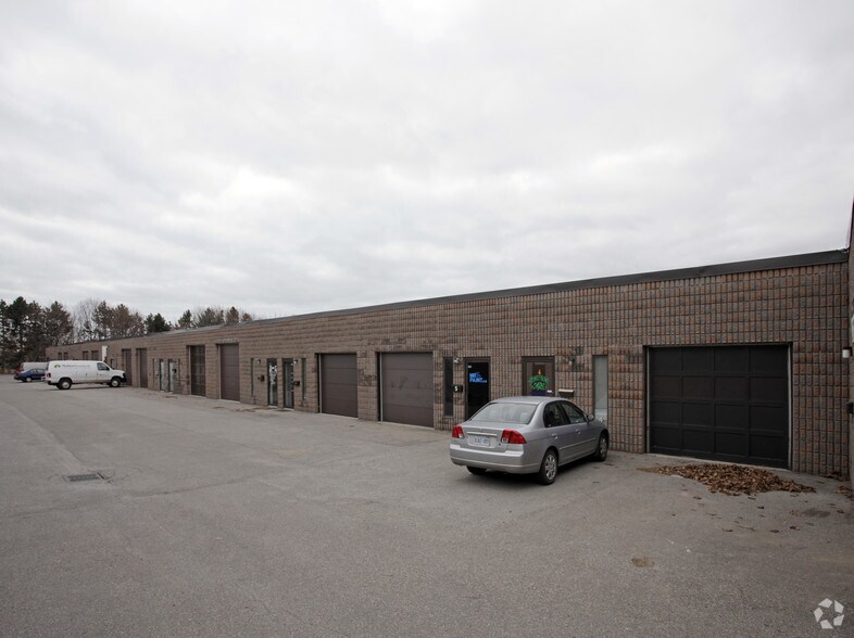 1244 Speers Rd, Oakville, ON à louer - Photo du bâtiment - Image 2 de 2