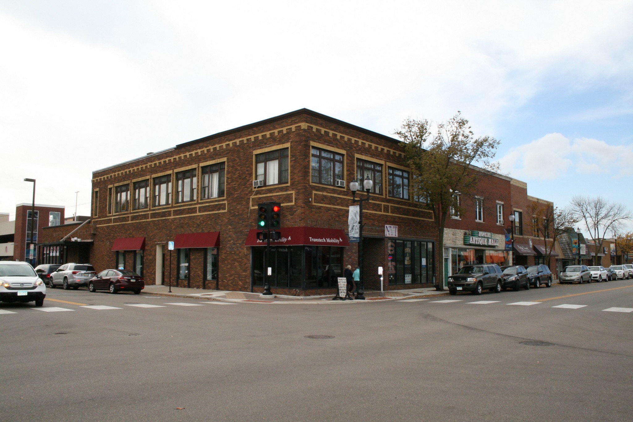 1004 Mainstreet, Hopkins, MN for sale Building Photo- Image 1 of 1