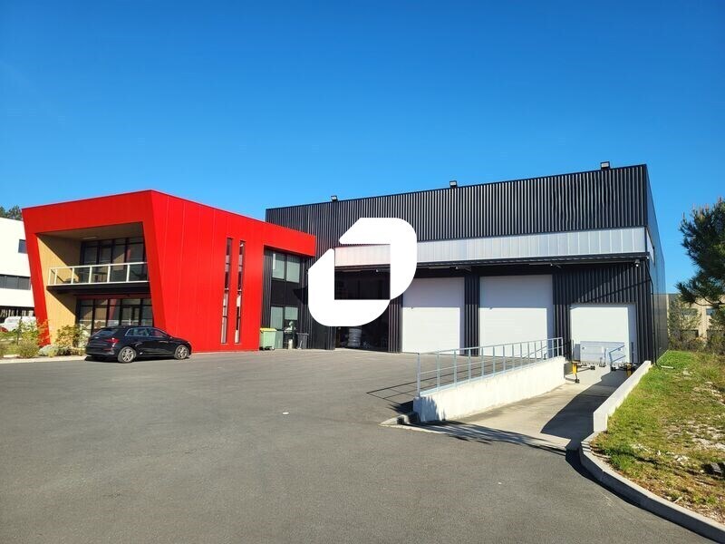 Flex in Mérignac for lease Building Photo- Image 1 of 19