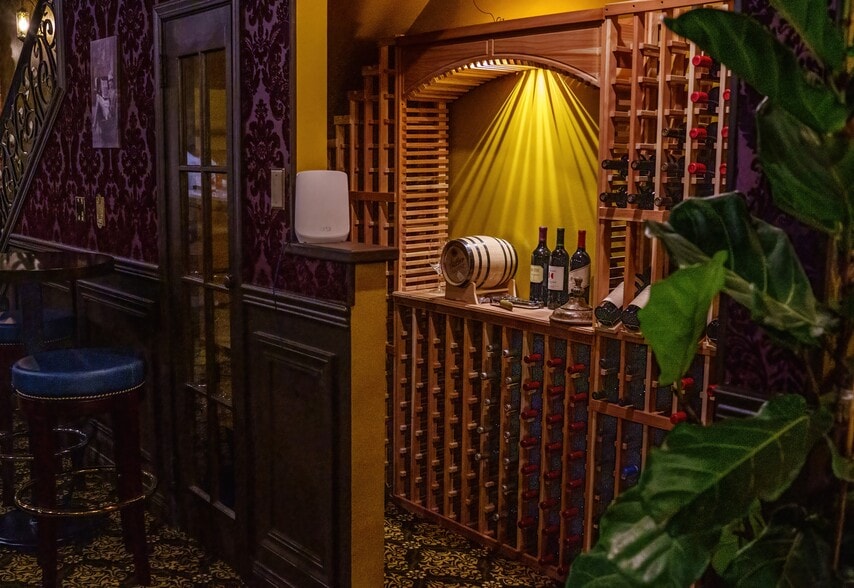 229 Vernon St, Roseville, CA for sale - Interior Photo - Image 2 of 4