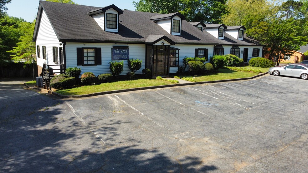 4759 Rockbridge Rd, Stone Mountain, GA for sale - Building Photo - Image 1 of 1