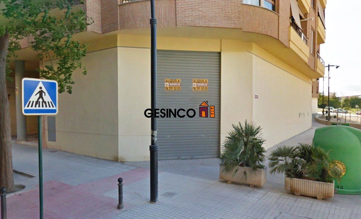 Retail in Ontinyent, Valencia for lease Building Photo- Image 1 of 2