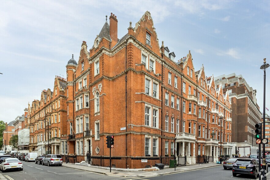 111 Park St, Londres à louer - Photo du bâtiment - Image 3 de 3