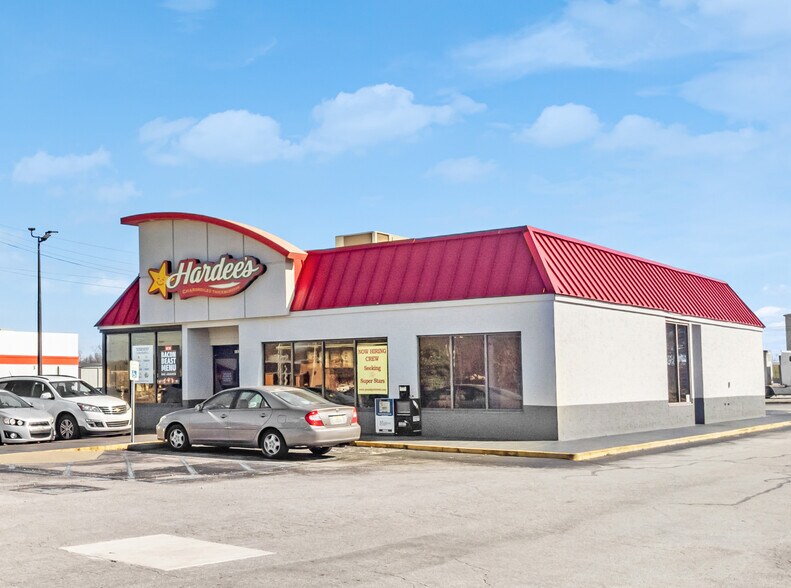 8827 Madison Blvd, Madison, AL à louer - Photo du bâtiment - Image 1 de 9