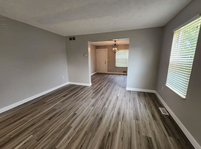 4220 16th St, Detroit, MI à vendre - Photo du bâtiment - Image 2 de 7