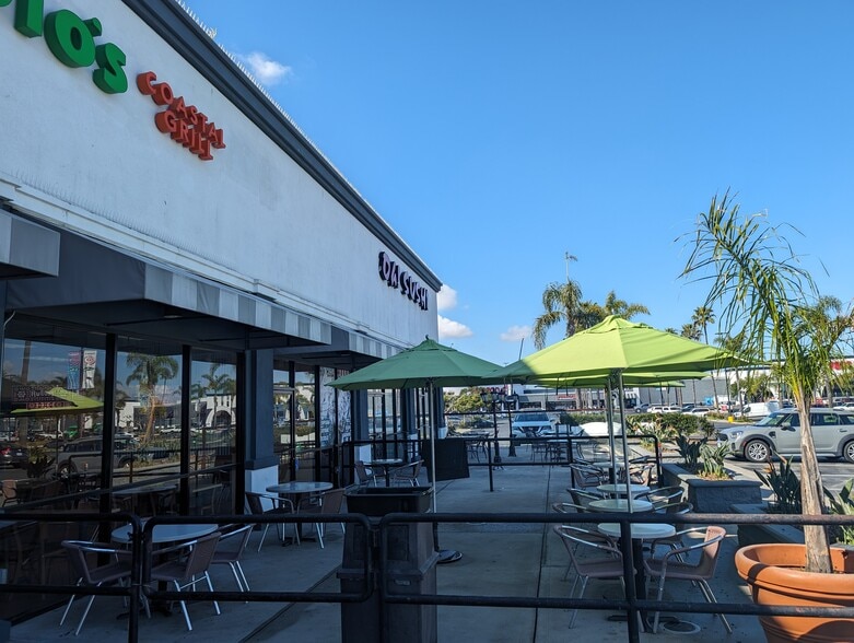 1901-2401 N Rose Ave, Oxnard, CA for lease - Building Photo - Image 3 of 13