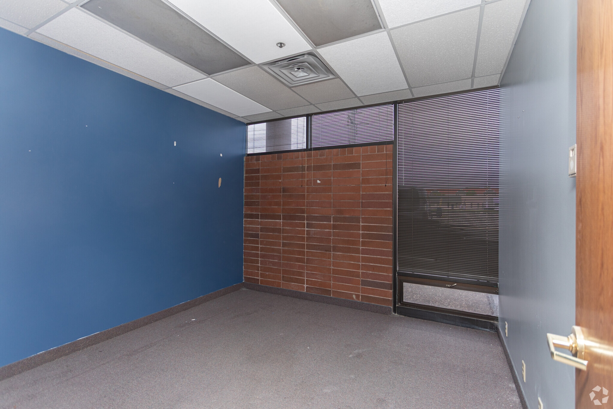 150-180 N Wright Brothers Dr, Salt Lake City, UT for lease Interior Photo- Image 1 of 5