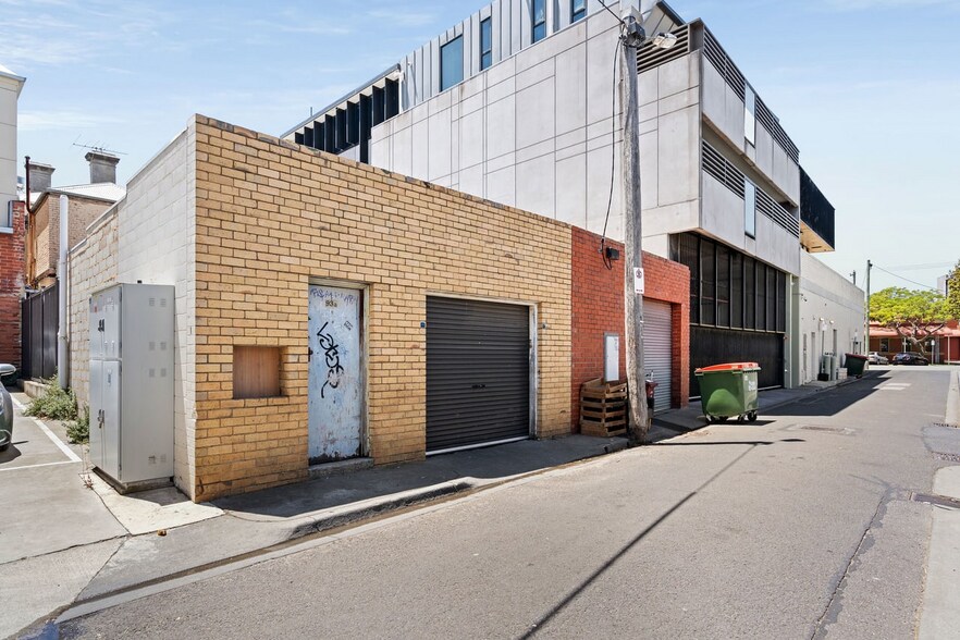 93 Dundas Pl, Albert Park à vendre - Photo du bâtiment - Image 2 de 5
