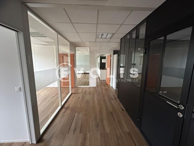 Bureau dans Mérignac à louer - Photo intérieure - Image 2 de 6