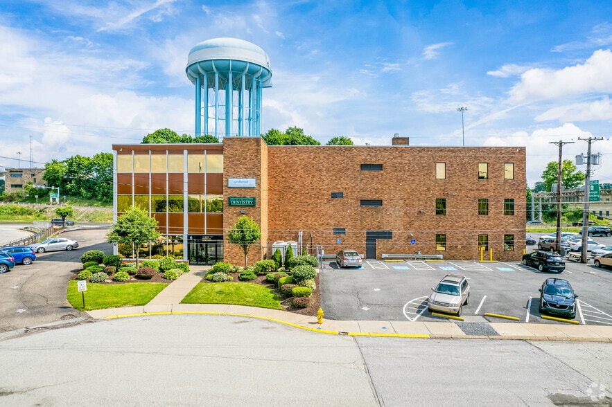 300 Fleet St, Pittsburgh, PA for lease - Building Photo - Image 2 of 7