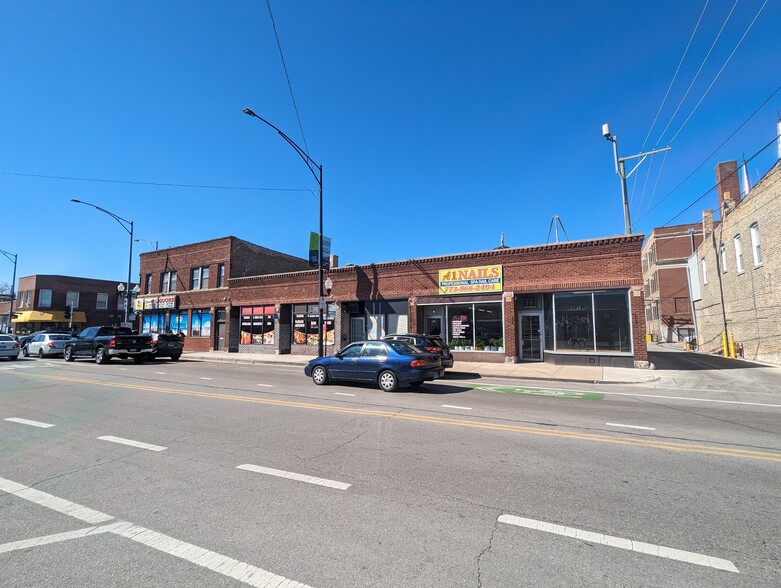 3146-3158 W Montrose Ave, Chicago, IL à louer - Photo du b timent - Image 3 de 4