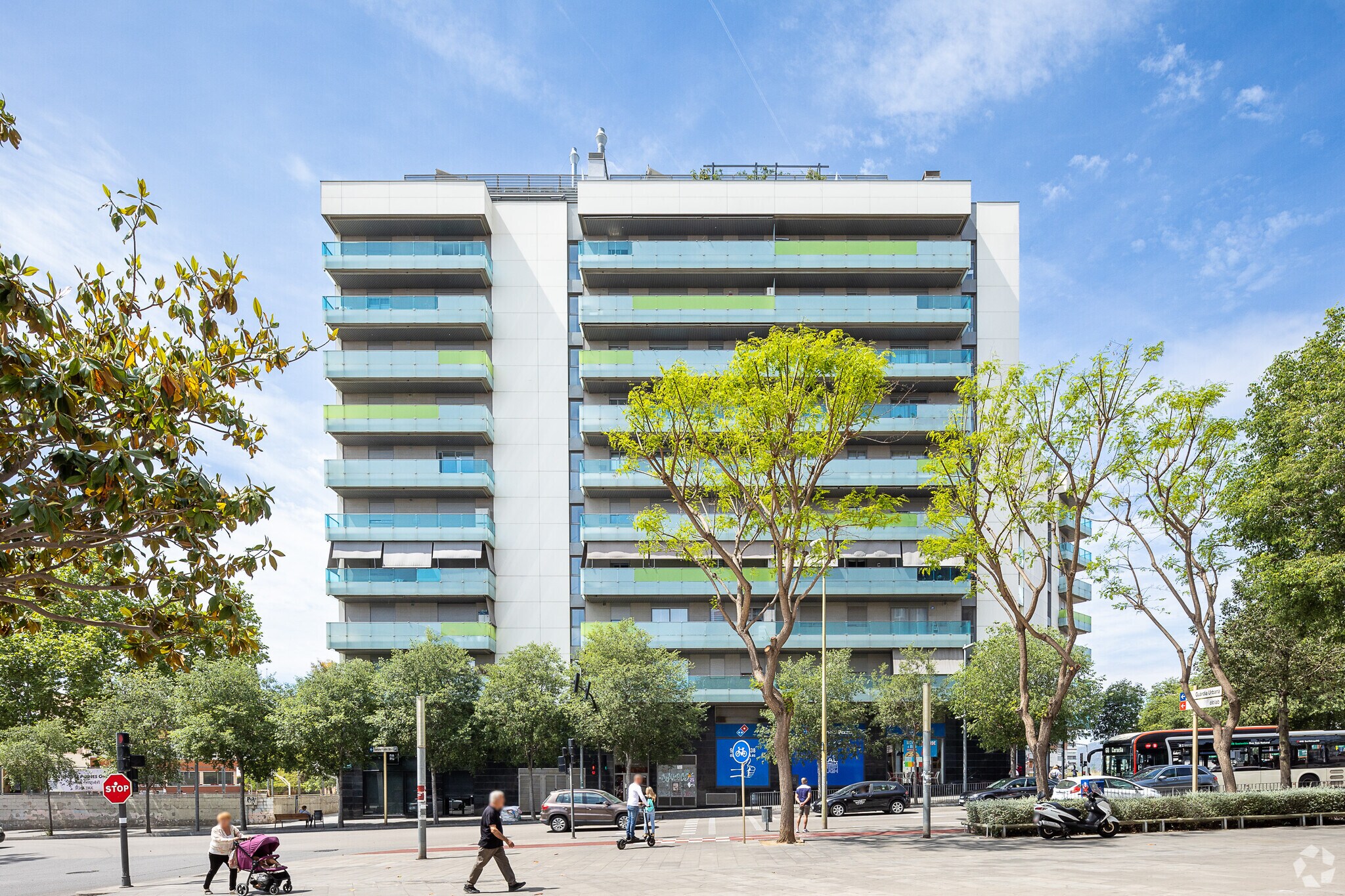 Multifamily in Cornellà de Llobregat, Barcelona for sale Primary Photo- Image 1 of 3