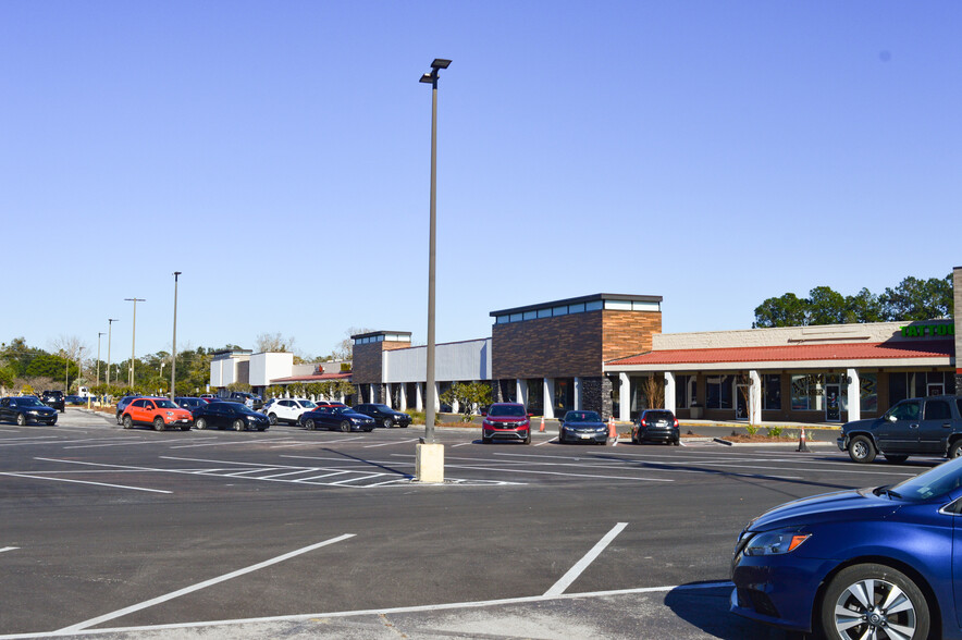 291-311 Blanding Blvd, Orange Park, FL for lease - Building Photo - Image 1 of 5