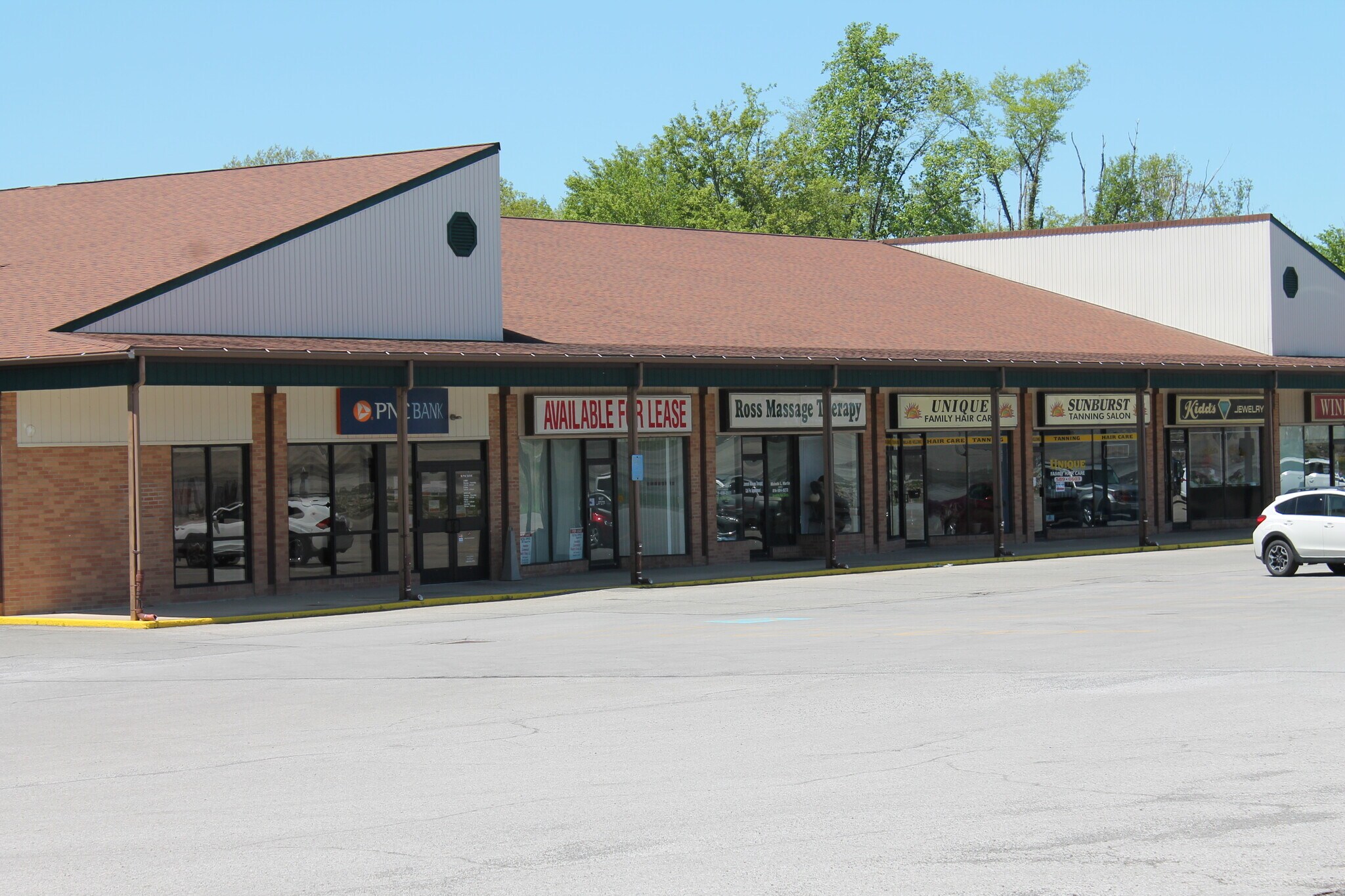 100 Hadley Rd, Greenville, PA for lease Building Photo- Image 1 of 8