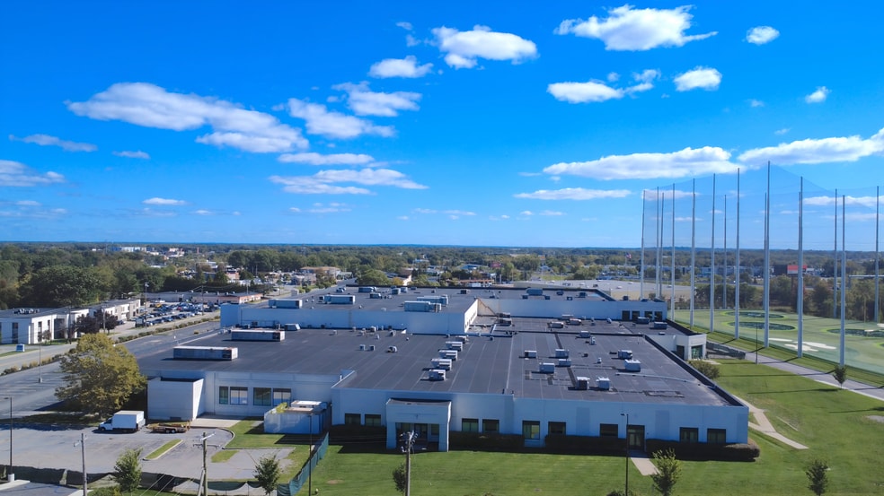 100 Sockanosset Cross Rd, Cranston, RI for lease - Building Photo - Image 2 of 18