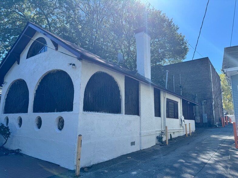1043 Greenwood Ave, Atlanta, GA for lease - Building Photo - Image 3 of 7