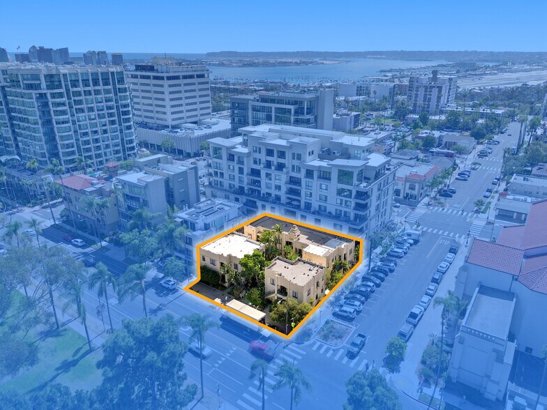 525 Nutmeg St, San Diego, CA à vendre - Photo du bâtiment - Image 2 de 17