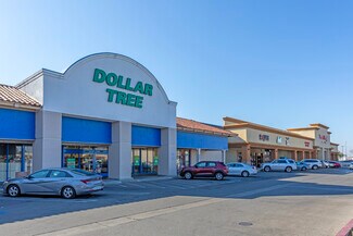Plus de détails pour 698-790 W Shaw Ave, Clovis, CA - Commerce de détail à louer