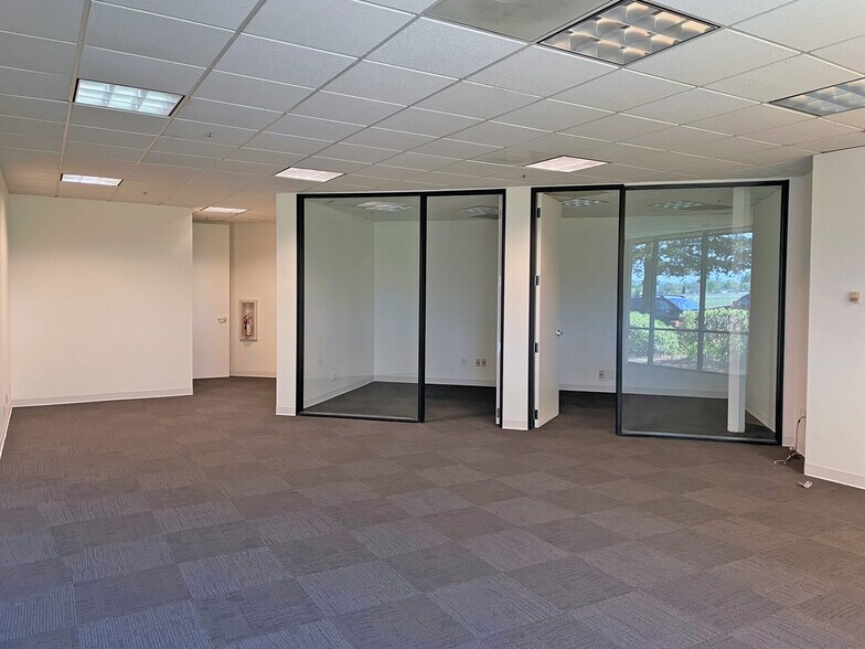 1375 Corporate Cntr Pky, Santa Rosa, CA à louer - Photo intérieure - Image 3 de 7