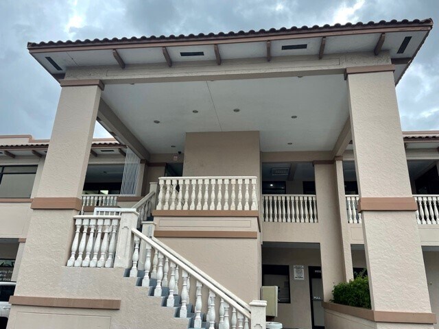20335 Old Cutler Rd, Cutler Bay, FL à louer - Photo du bâtiment - Image 2 de 12
