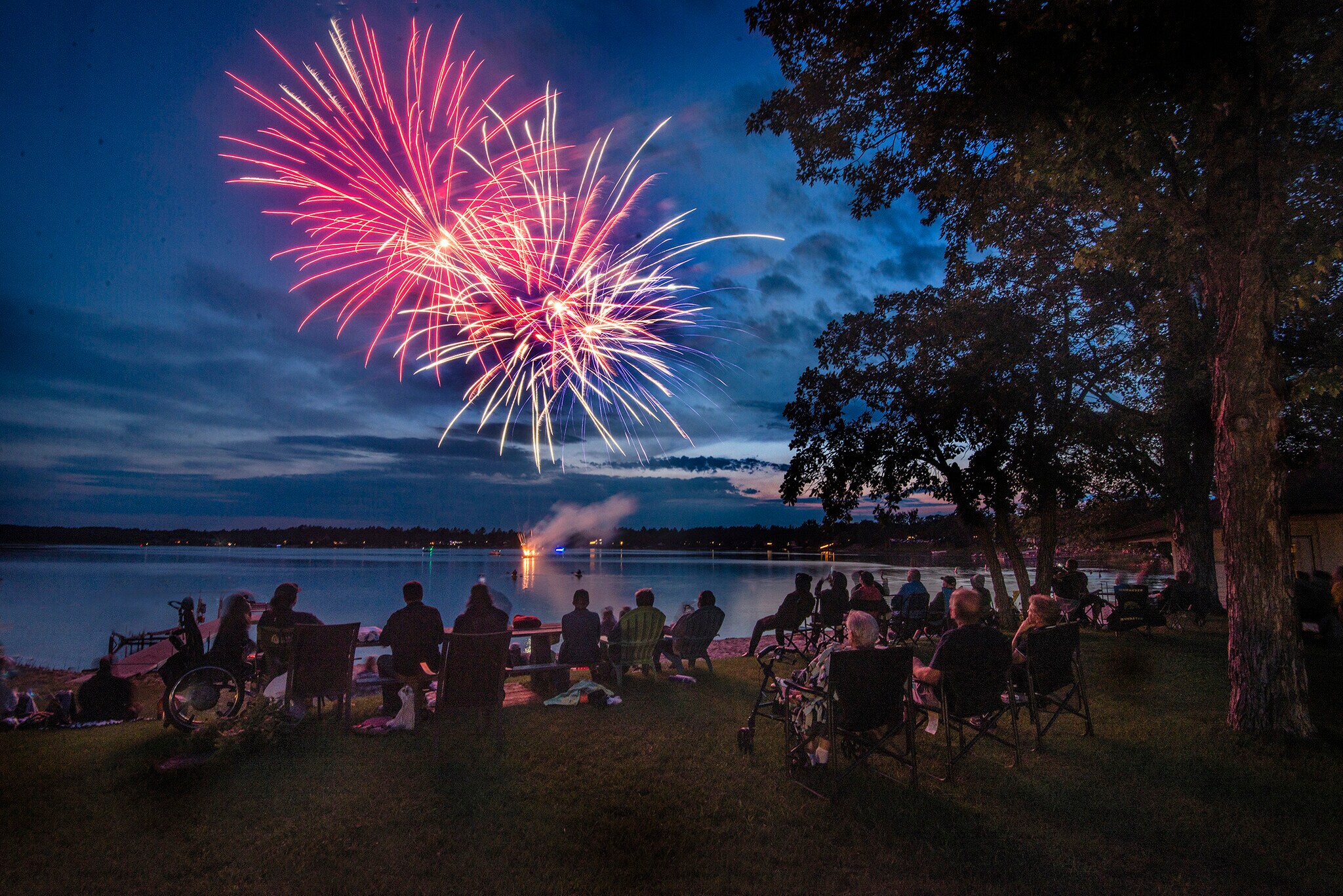 Two Motels/Ice Cream Shop in Central MN! portfolio of 2 properties for sale on LoopNet.ca Building Photo- Image 1 of 16