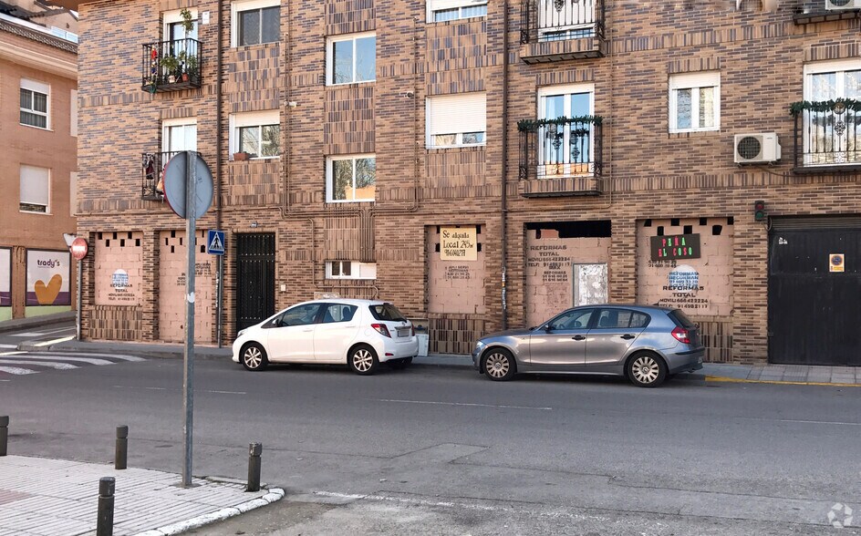 Calle Higuera, 1, Humanes de Madrid, Madrid à louer - Photo du bâtiment - Image 3 de 4