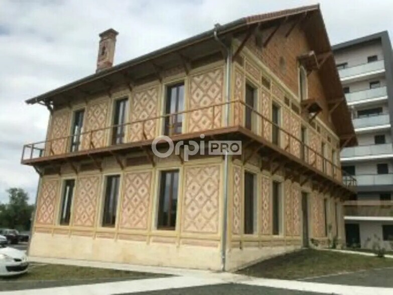 Bureau dans Lormont à vendre - Photo du bâtiment - Image 2 de 12