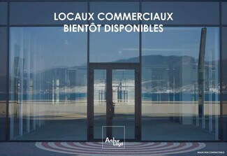 Plus de détails pour Commerce de détail à louer