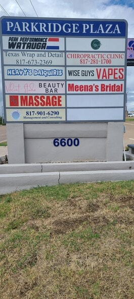 6600 Denton Hwy, Watauga, TX à louer - Photo du bâtiment - Image 3 de 7