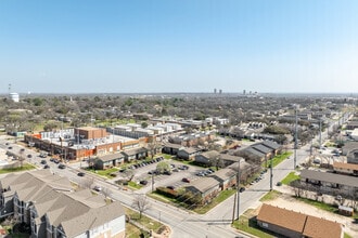 101-121 S Bonnie Brae St, Denton, TX - Aérien  Vue de la carte