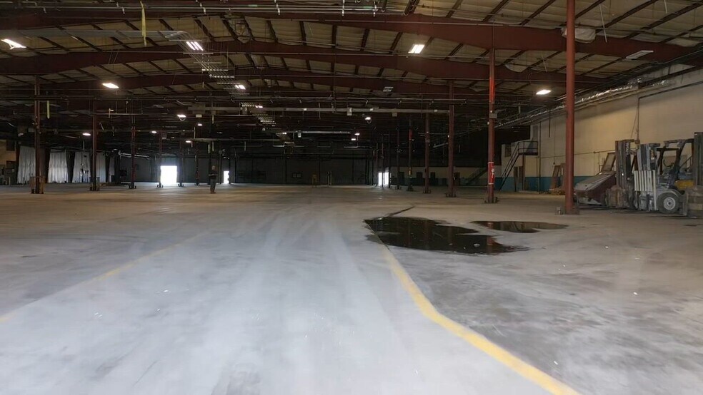 500 Raybestos Dr, Upper Sandusky, OH à vendre - Vidéo sur l’inscription commerciale - Image 2 de 12