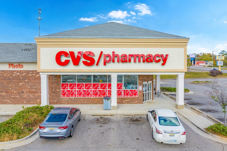 2000 Center Point, Birmingham, AL for lease - Building Photo - Image 2 of 11