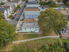 198-200 W 31st St, Bayonne, NJ - Aérien  Vue de la carte - Image1