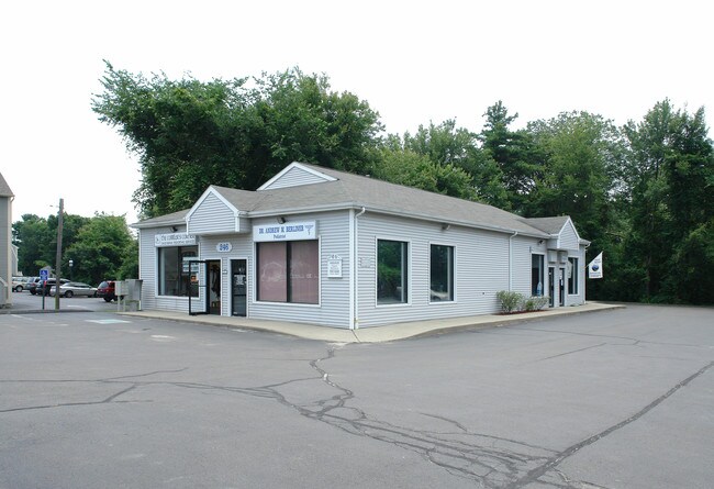 More details for 246 E Main St, Clinton, CT - Retail for Sale