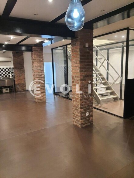 82 Rue De La Folie-Méricourt, Paris for lease - Interior Photo - Image 2 of 5