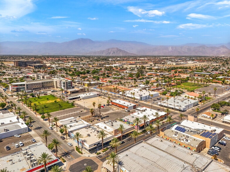 45073 Oasis St, Indio, CA for lease - Building Photo - Image 3 of 12
