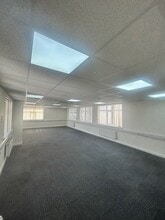 South Parade, Doncaster for lease Interior Photo- Image 1 of 4