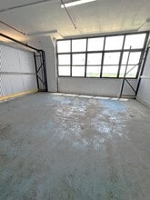 59-00 Decatur St, Ridgewood, NY à louer Photo intérieure- Image 2 de 5