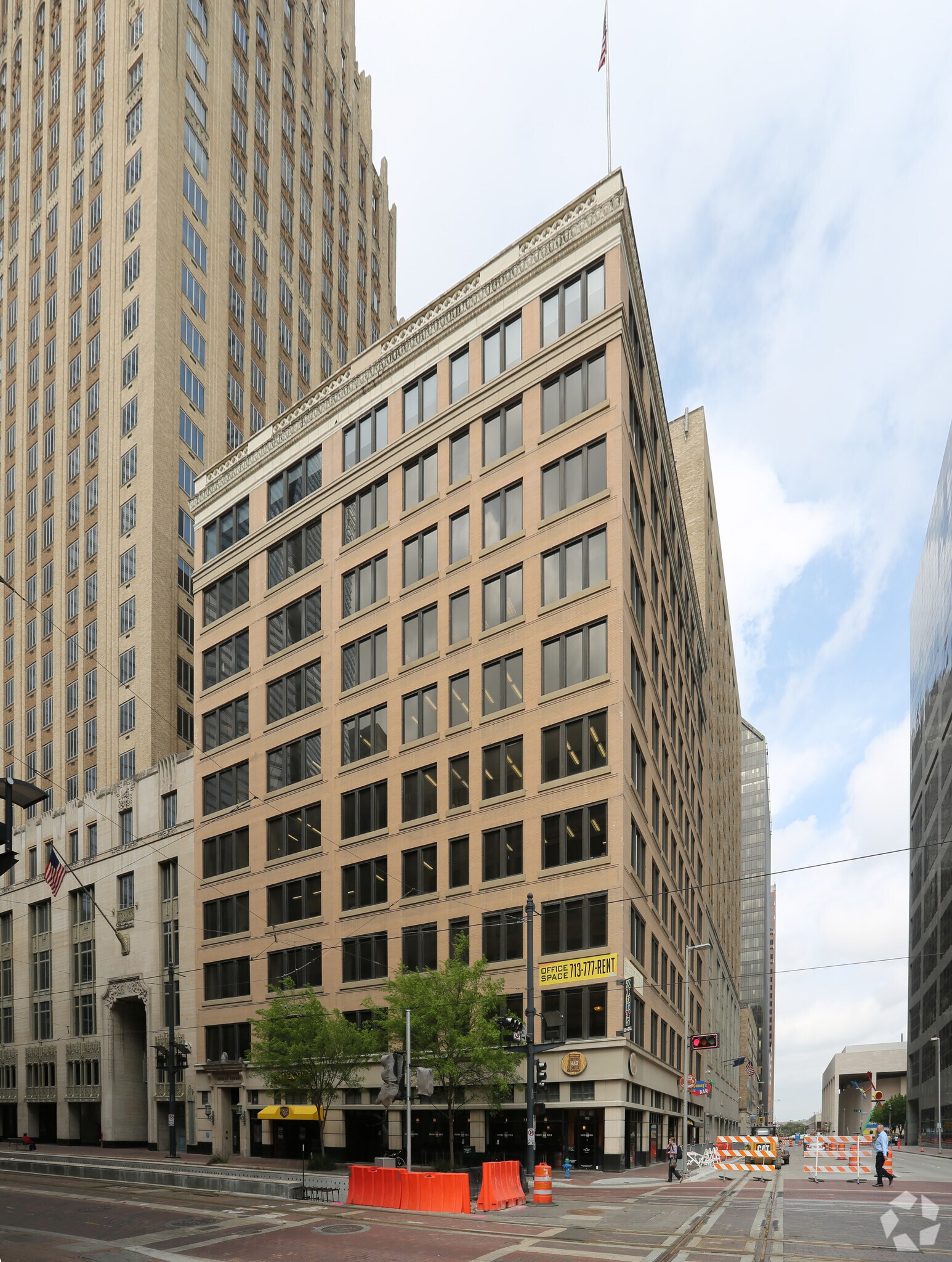 900 Capitol St, Houston, TX à louer Photo du bâtiment- Image 1 de 10