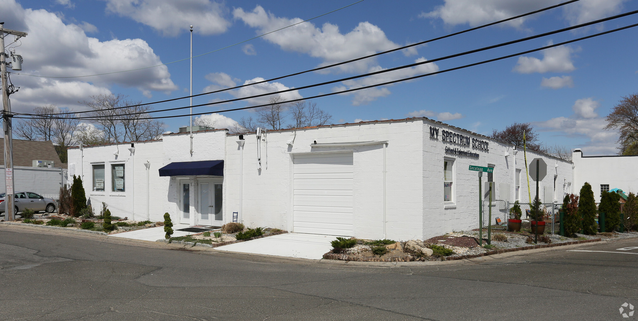 3 Secatoag Ave, Port Washington, NY for lease Building Photo- Image 1 of 17