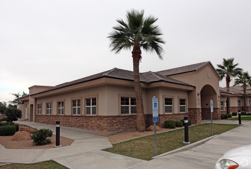 14001 N 7th St, Phoenix, AZ for lease - Primary Photo - Image 1 of 11