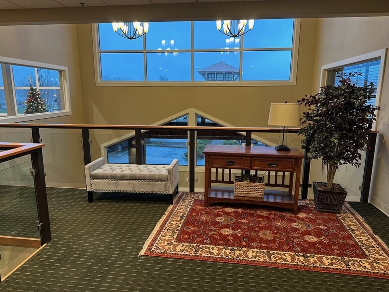 8105 Birch Bay Square St, Blaine, WA for lease - Interior Photo - Image 2 of 12