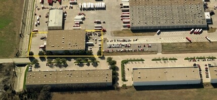 8300-8310 Eastpoint Dr, Dallas, TX for lease Aerial- Image 2 of 9