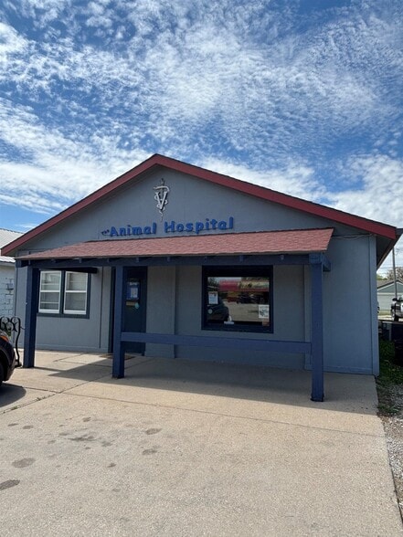 710 Washington st, Plainville, KS for sale - Primary Photo - Image 1 of 1