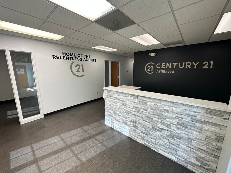 20 E US Highway 30, Schererville, IN for lease - Interior Photo - Image 3 of 6