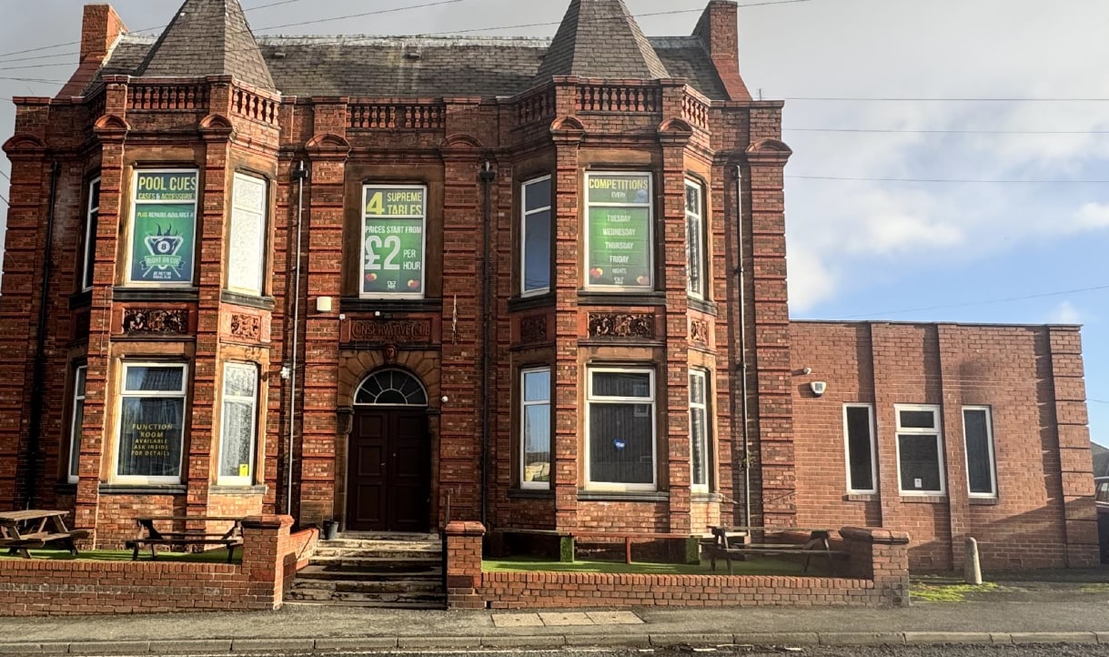 82 Station Rd, Houghton Le Spring for sale Primary Photo- Image 1 of 2